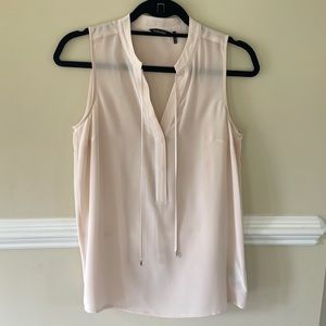 Marciano sleeveless top. Size XS